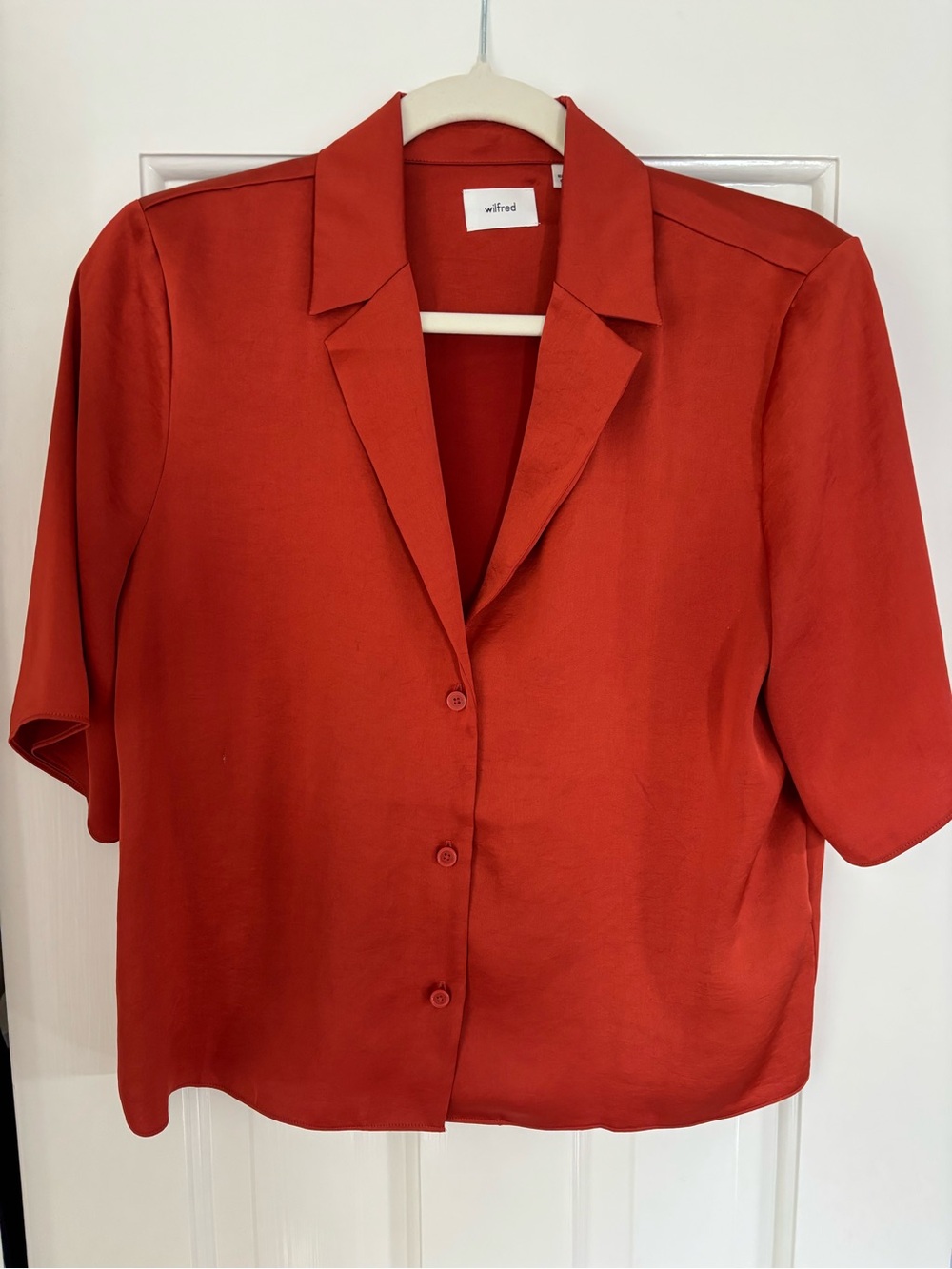 Aritzia Wilfred Brick Red / Orange Short-Sleeve Satin Button-Down Shirt